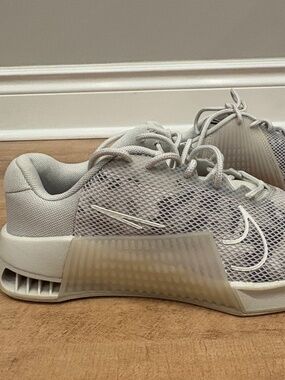 NEW Nike Metcon 9 AMP Size 8.5